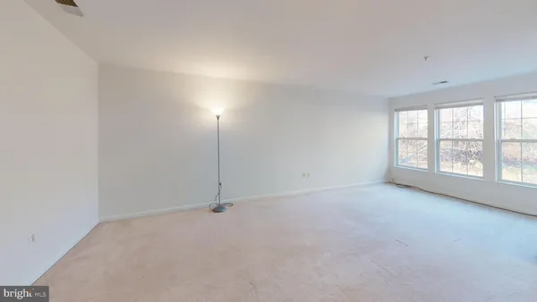 $3,000 | 26071 Ridge Manor Drive, Damascus, MD 20872