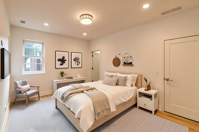 $599,000 | 6537 South Rhodes Avenue, Chicago, IL 60637