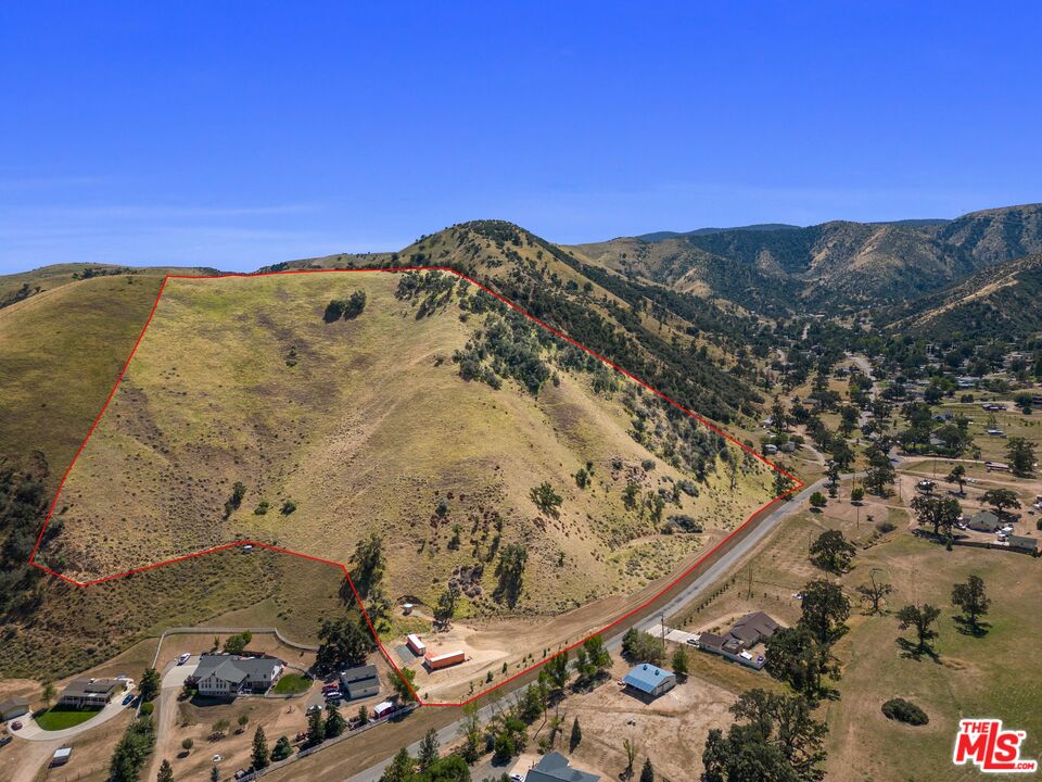 0 Lebec Oaks Road Lebec, CA 93243 - Photo 2 of 13 a view of a mountain