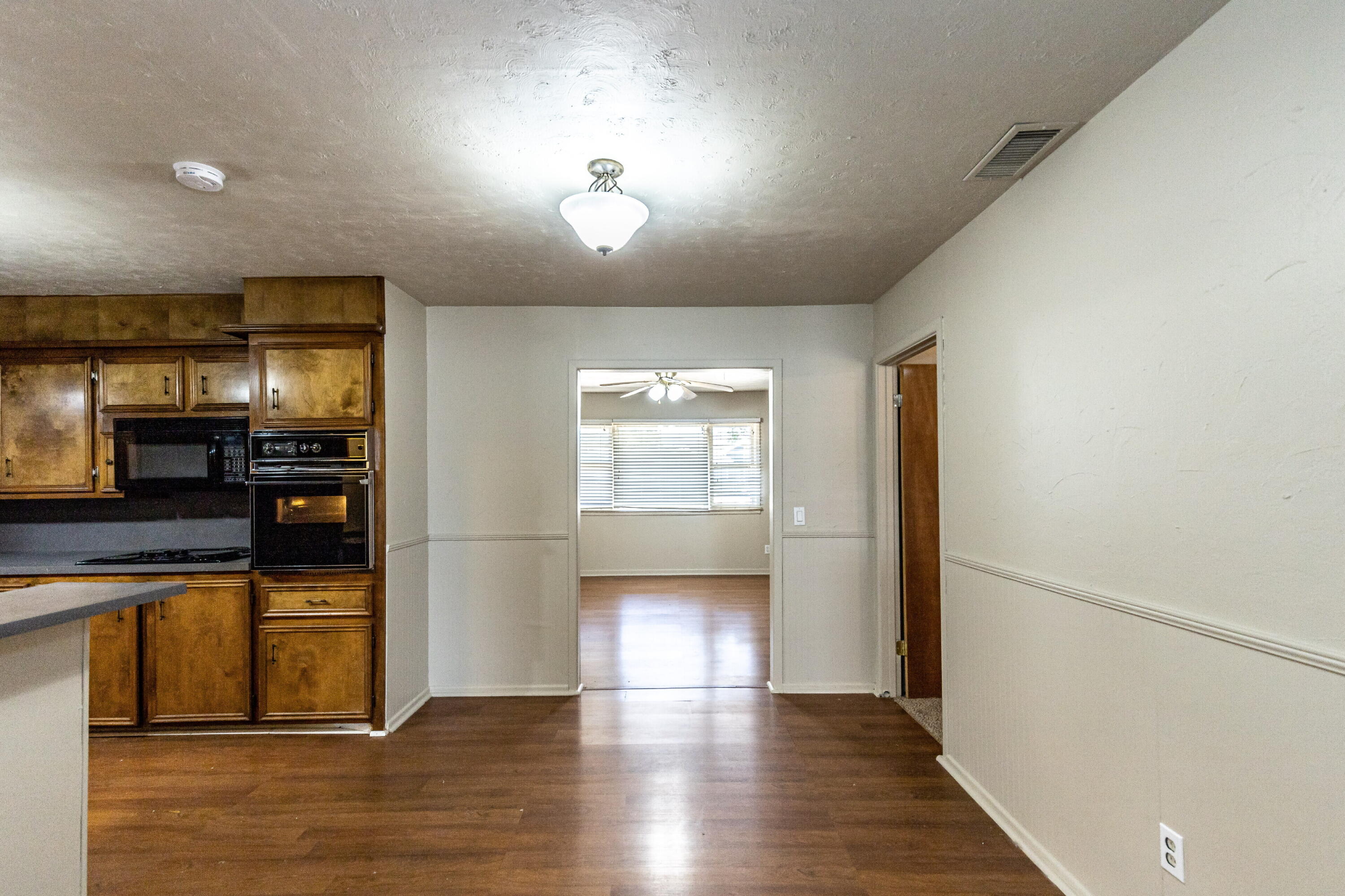 4431 Jarvis Street Lubbock, TX 79416 - Photo 18 of 32 4431 Jarvis-20