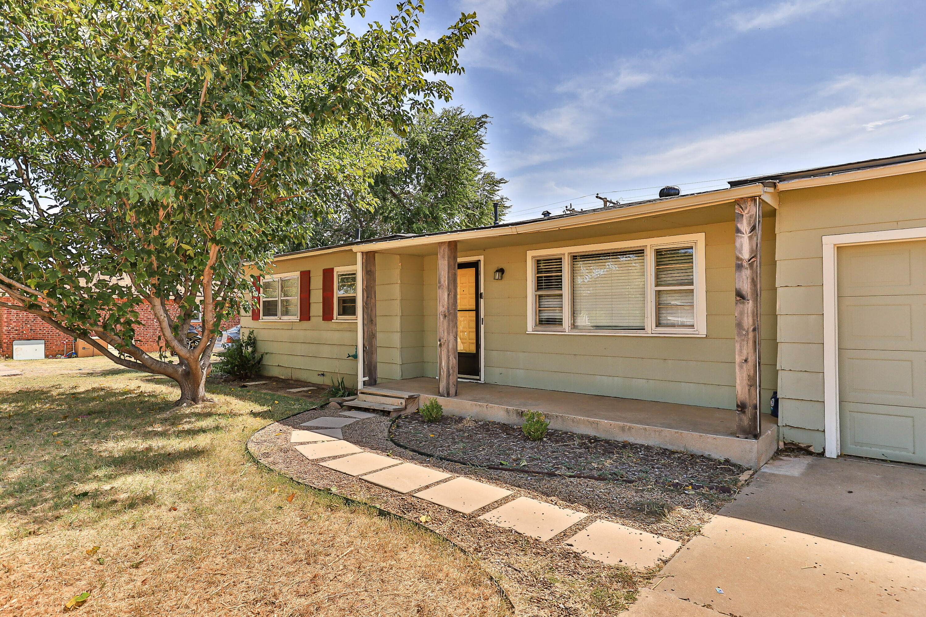 4431 Jarvis Street Lubbock, TX 79416 - Photo 5 of 32 4431 Jarvis-5