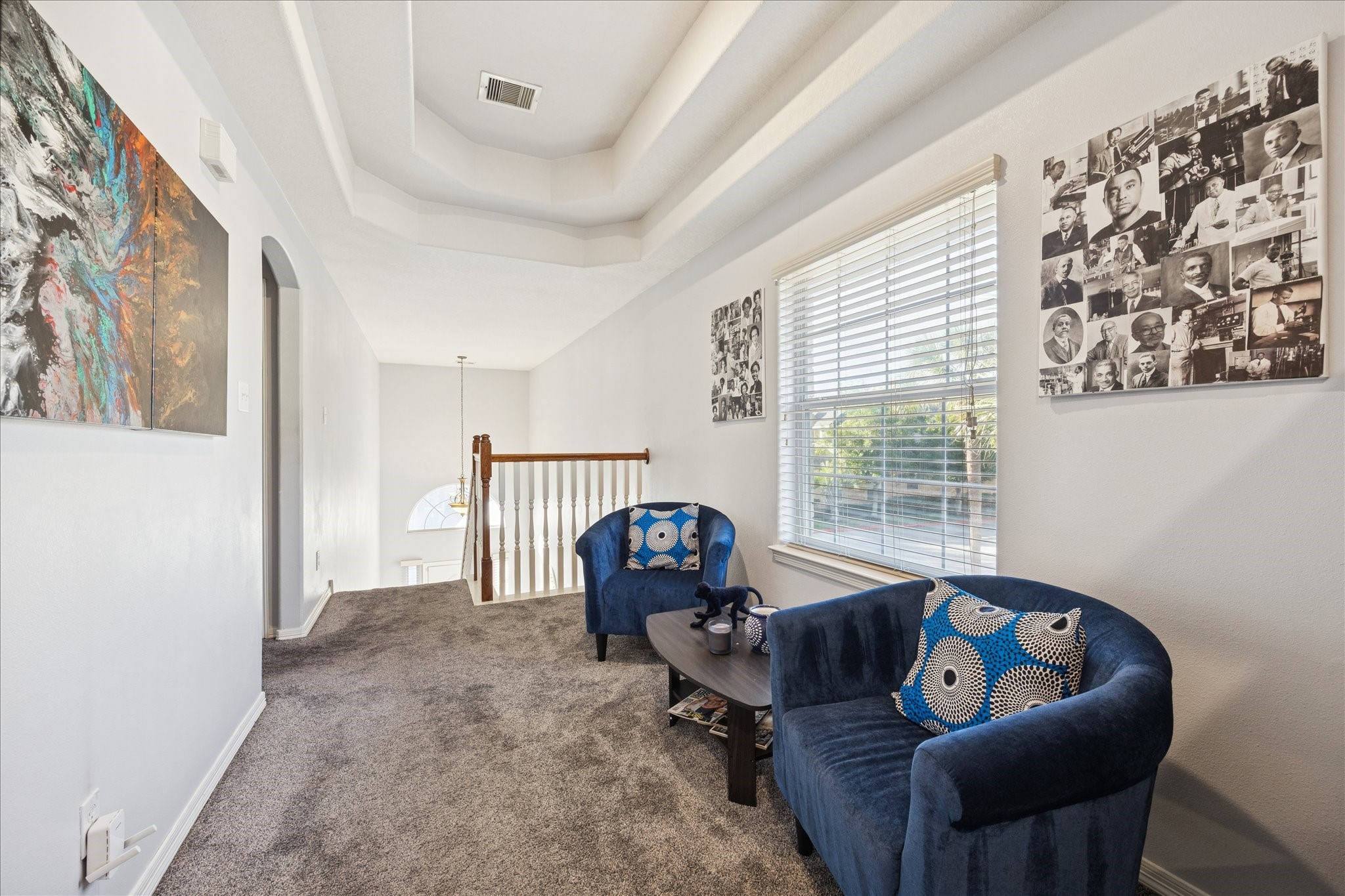 6426 East Linpar Court Houston, TX 77040 - Photo 13 of 23 a living room with furniture and a window
