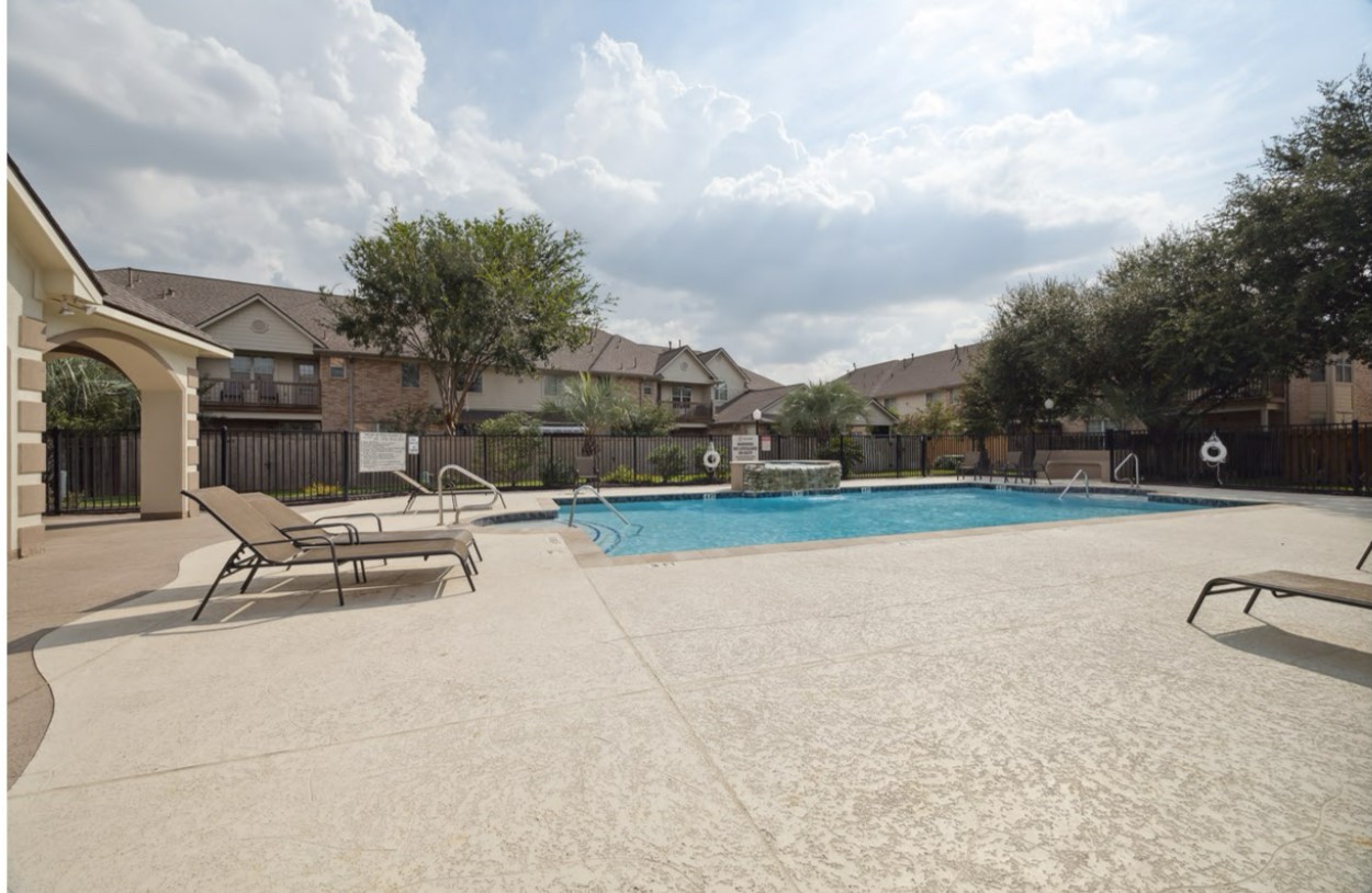 6426 East Linpar Court Houston, TX 77040 - Photo 23 of 23 a view of a terrace with yard