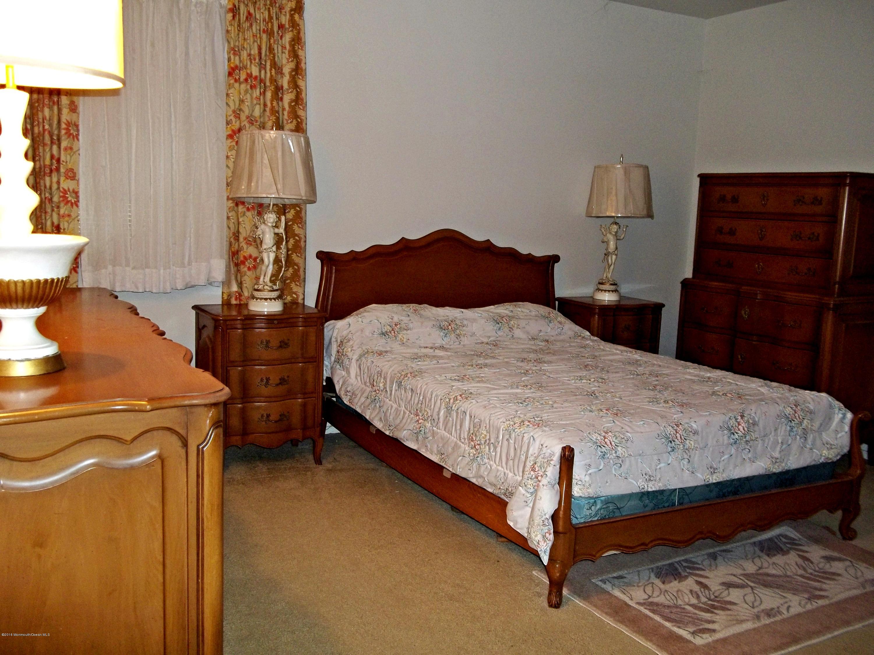 43 Ashley Road Whiting, NJ 08759 - Photo 15 of 27 43 Ashley Ct, Whiting 017