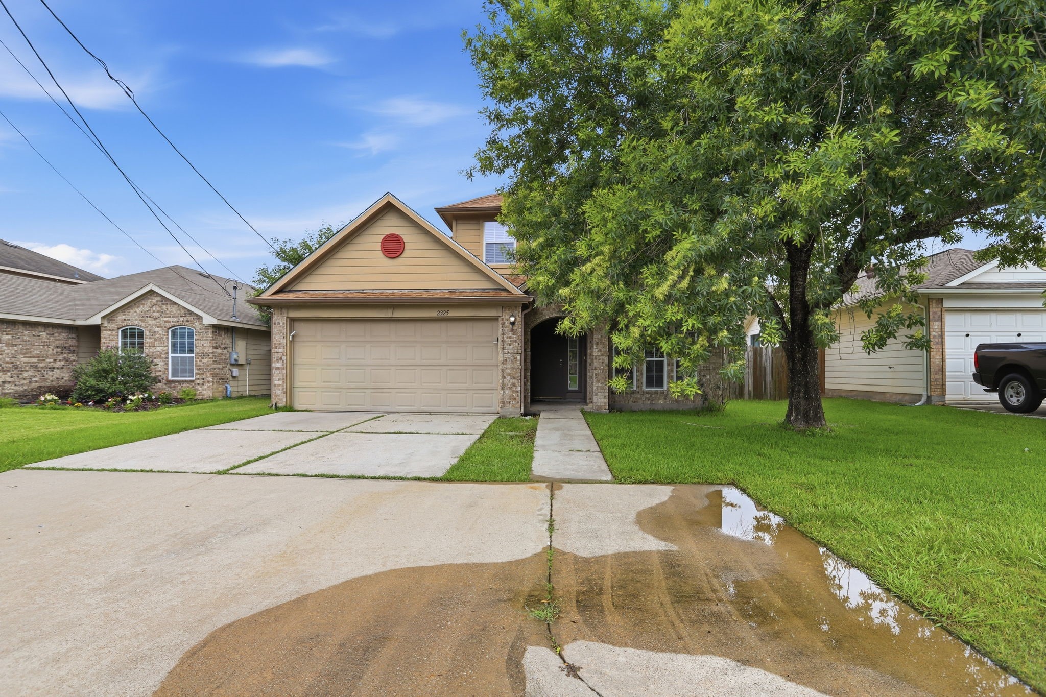 2325 Shady Tree Lane Conroe, TX 77301 - Photo 1 of 46