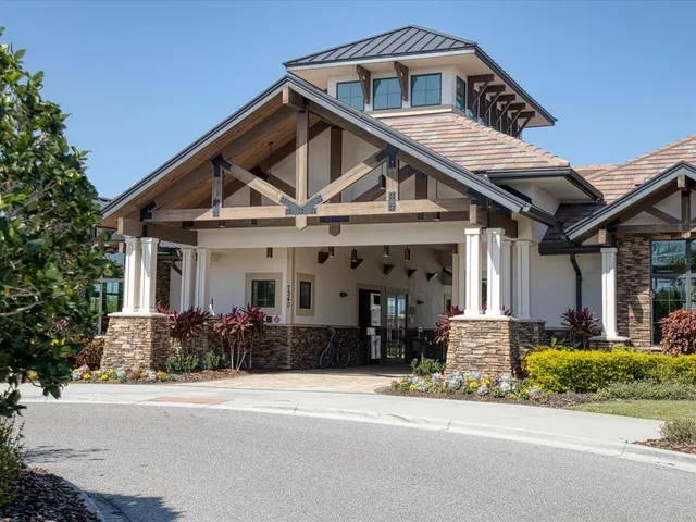 a view of a entryway door of the building