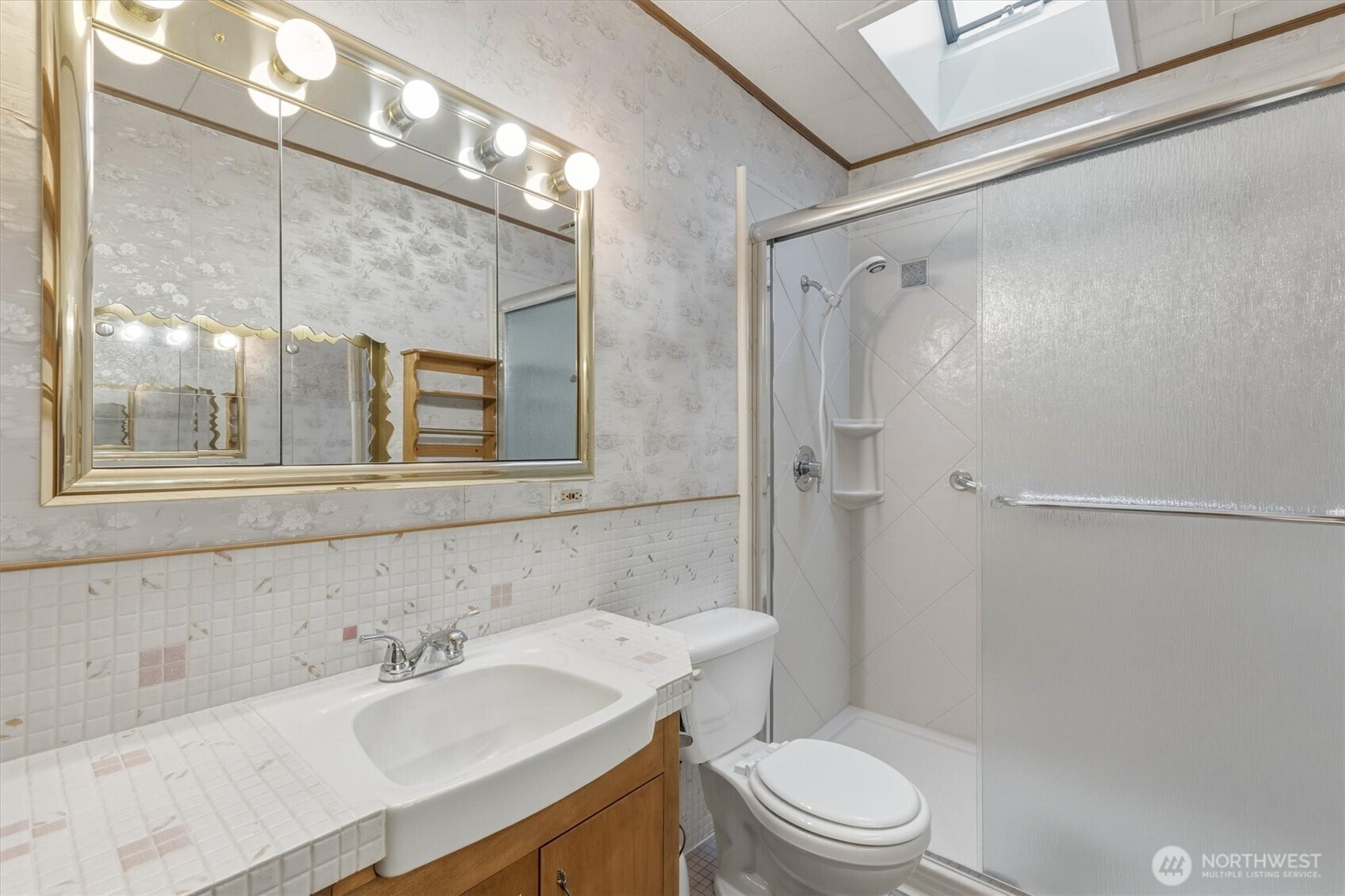 4701 Pleasant Hill Road Kelso, WA 98626 - Photo 14 of 40