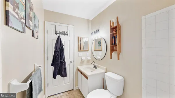 $339,900 | 15 Ingrid Court, Wilmington, DE 19808