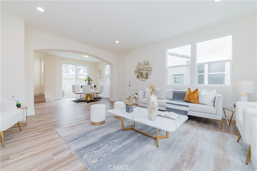 11237 Gladhill Road, Unit 2 Whittier, CA 90604 - Photo 4 of 18