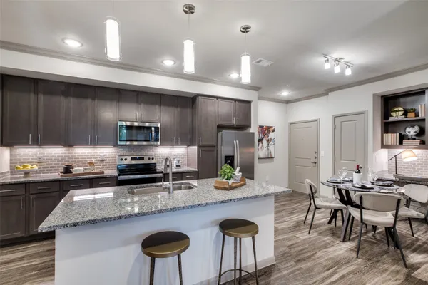 $1,375 | 13802 Napoli Drive, Houston, TX 77070