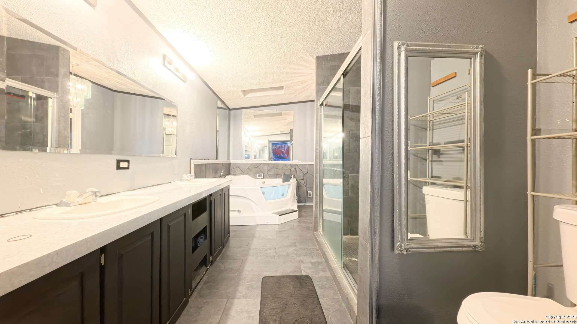 677 County Road 4281 Dayton, TX 77535 - Photo 11 of 14