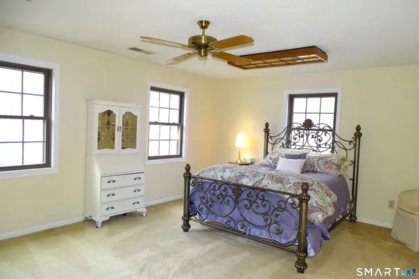 $2,295 | 124 Village Lane, Unit 124, Branford, CT 06405