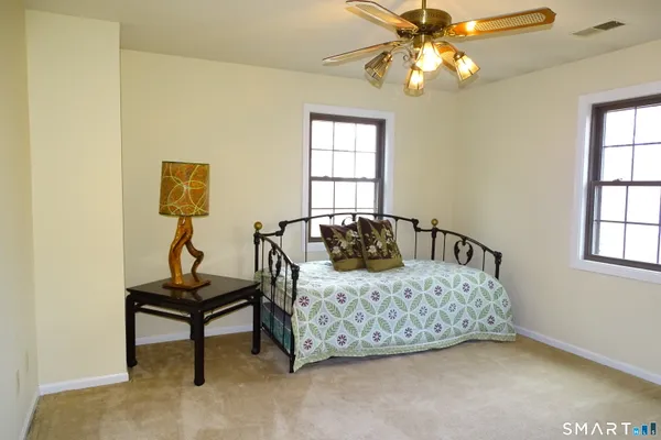 $2,295 | 124 Village Lane, Unit 124, Branford, CT 06405