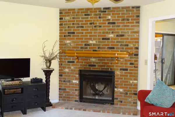$2,295 | 124 Village Lane, Unit 124, Branford, CT 06405