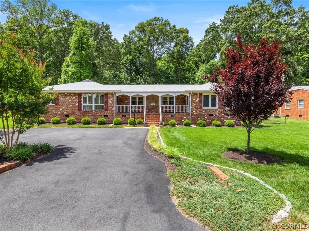 2104 Milbank Road Henrico, VA 23229 - Photo 2 of 33 Gallery Image 2
