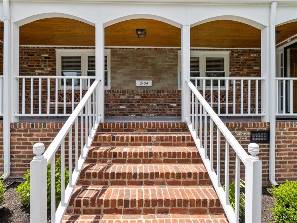 2104 Milbank Road Henrico, VA 23229 - Photo 3 of 33 Gallery Image 3