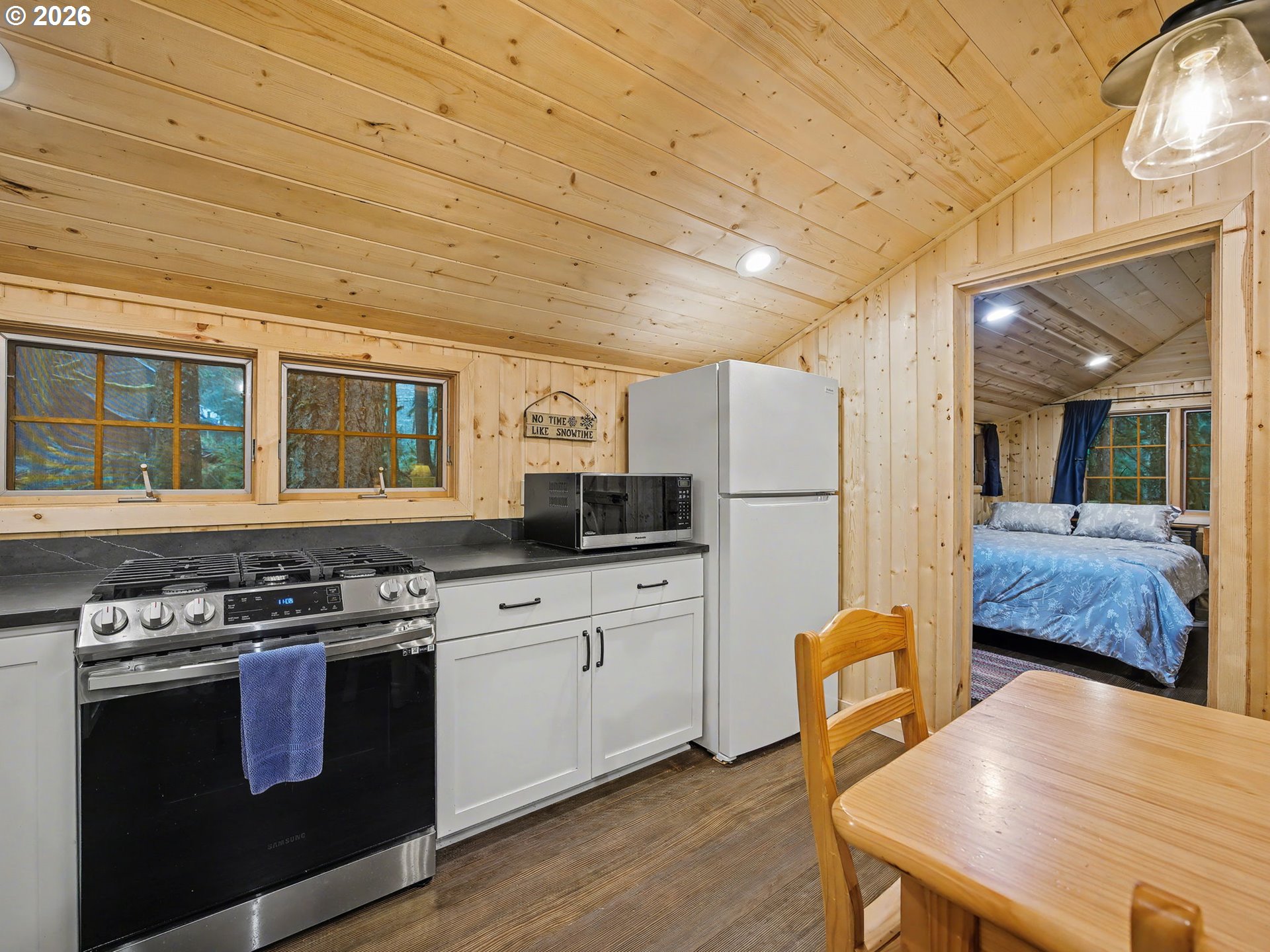 78200 Road 35 A Rhododendron, OR 97049 - Photo 14 of 48