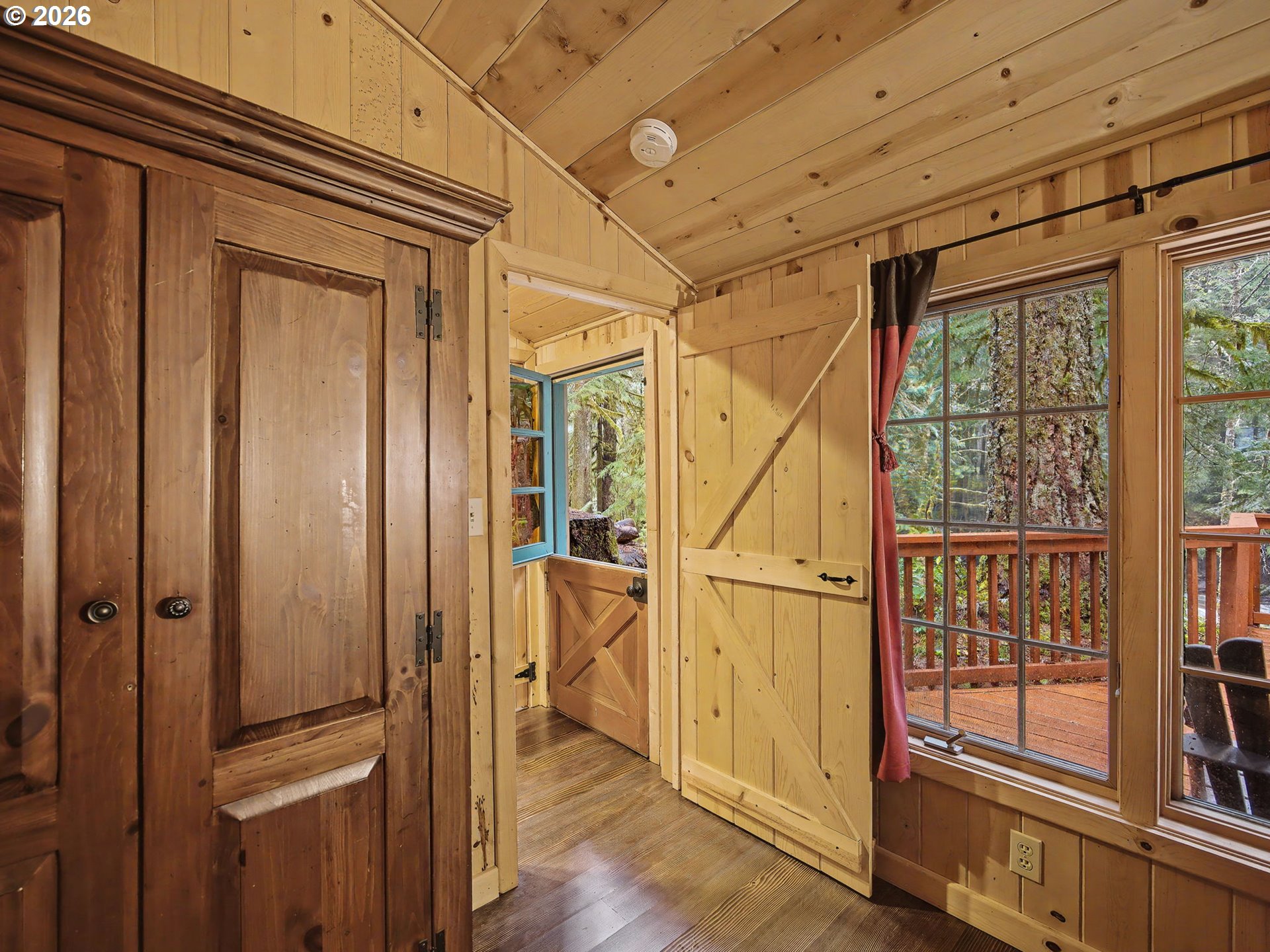 78200 Road 35 A Rhododendron, OR 97049 - Photo 22 of 48