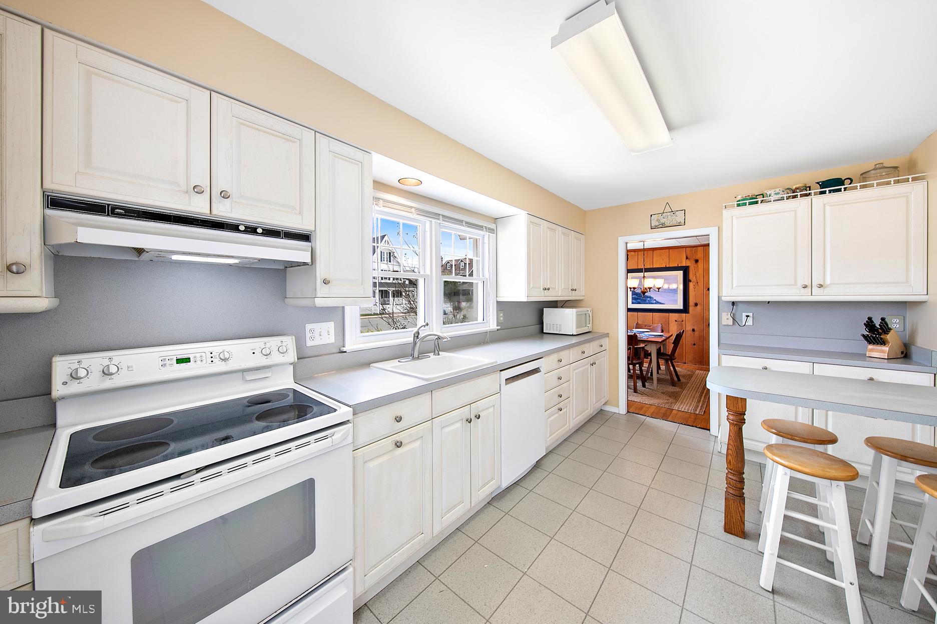 116 3rd Street Beach Haven, NJ 08008 - Photo 15 of 54