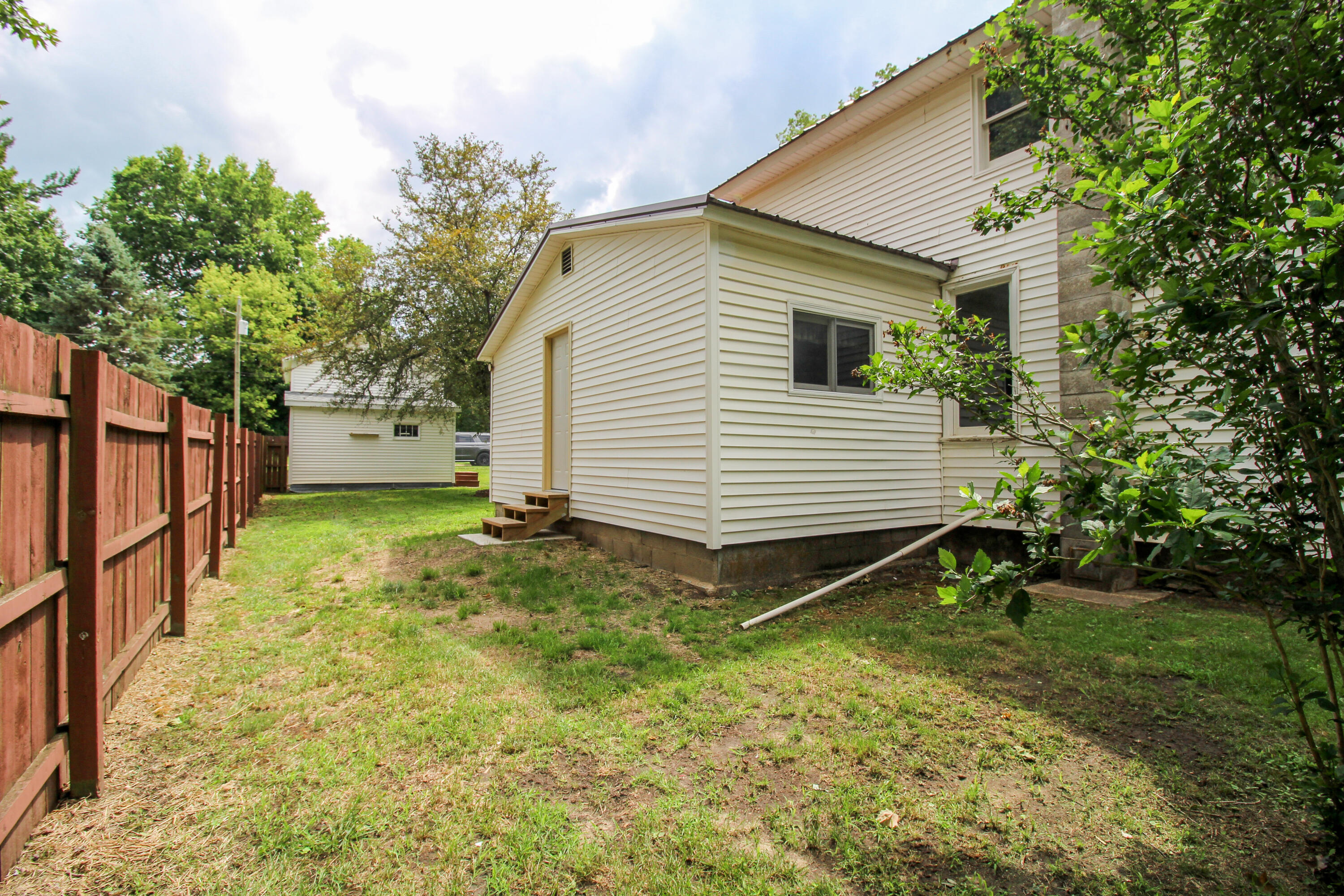 617 East Read Street Marcellus, MI 49067 - Photo 29 of 35 Read-21