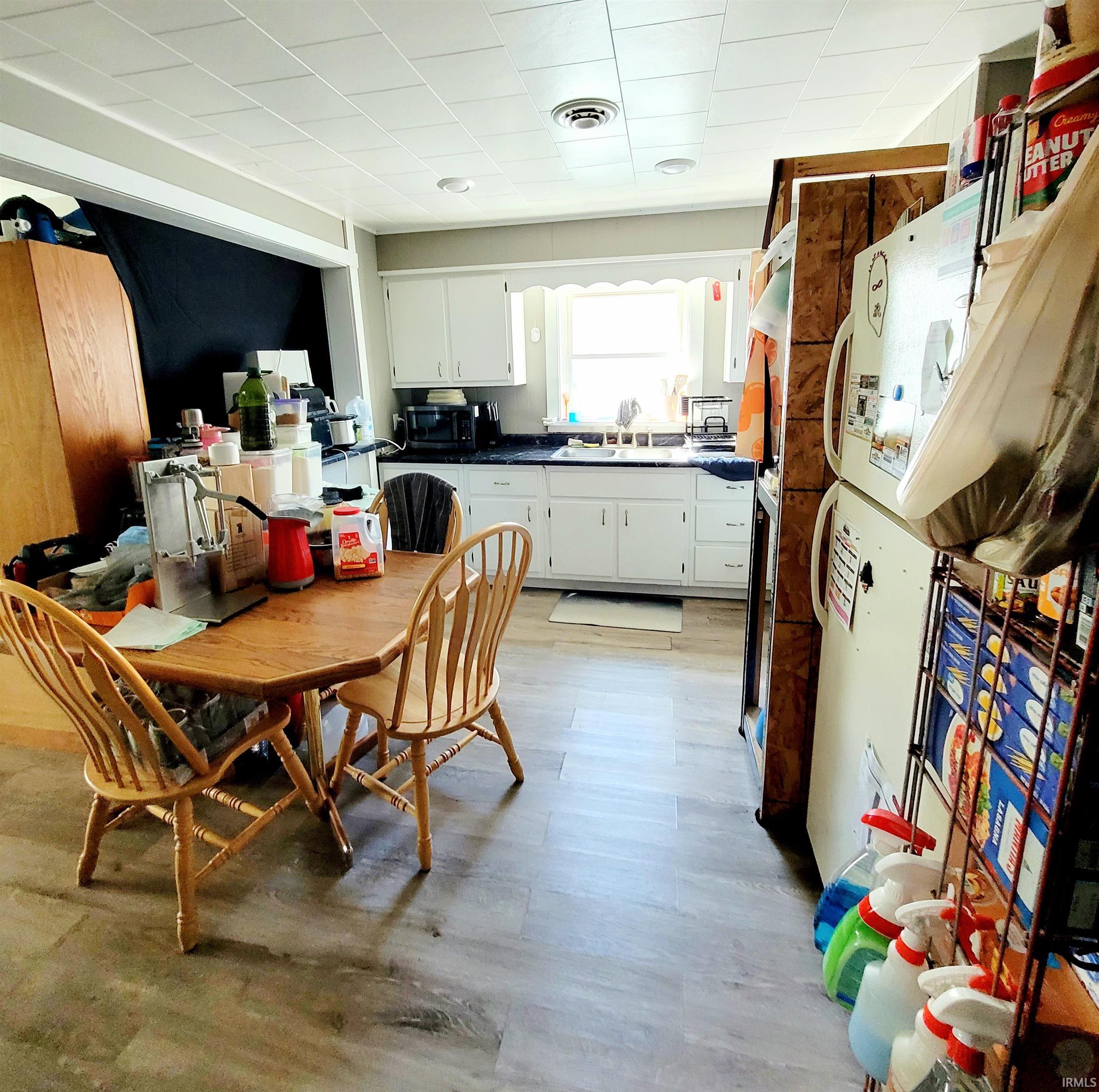 409 East Franklin Street Delphi, IN 46923 - Photo 17 of 23