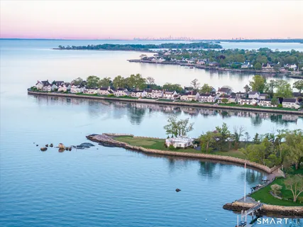 $5,495,000 | 250 Davenport Drive, Stamford, CT 06902