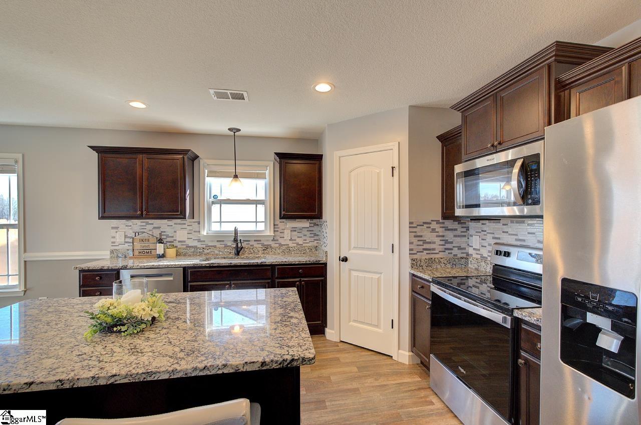 248 Long Branch Road Chesnee, SC 29323 - Photo 4 of 50