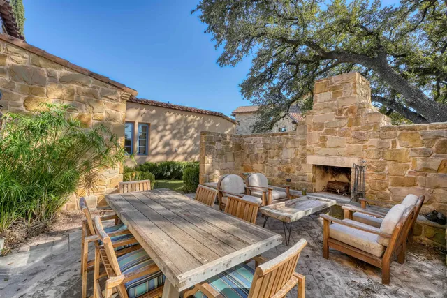 $8,500,000 | 104 La Posada Loop, Horseshoe Bay, TX 78657