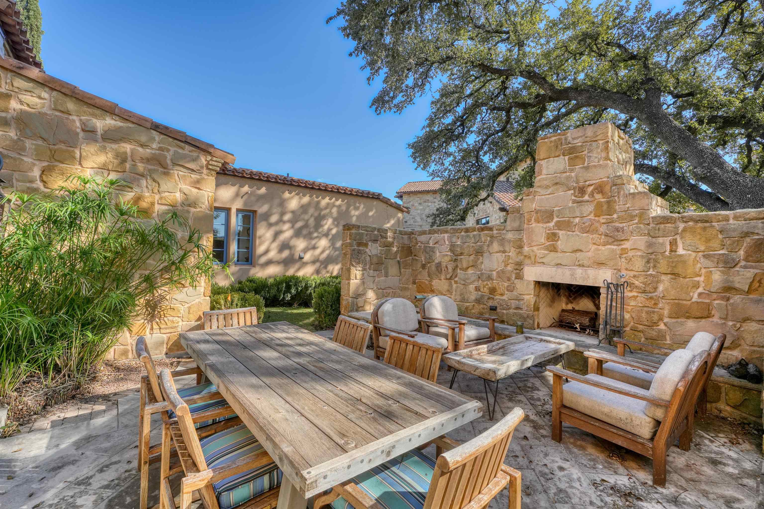 104 La Posada Loop Horseshoe Bay, TX 78657 - Photo 13 of 30