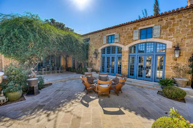 $8,500,000 | 104 La Posada Loop, Horseshoe Bay, TX 78657