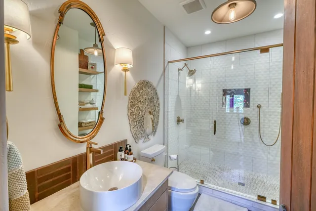 $8,500,000 | 104 La Posada Loop, Horseshoe Bay, TX 78657