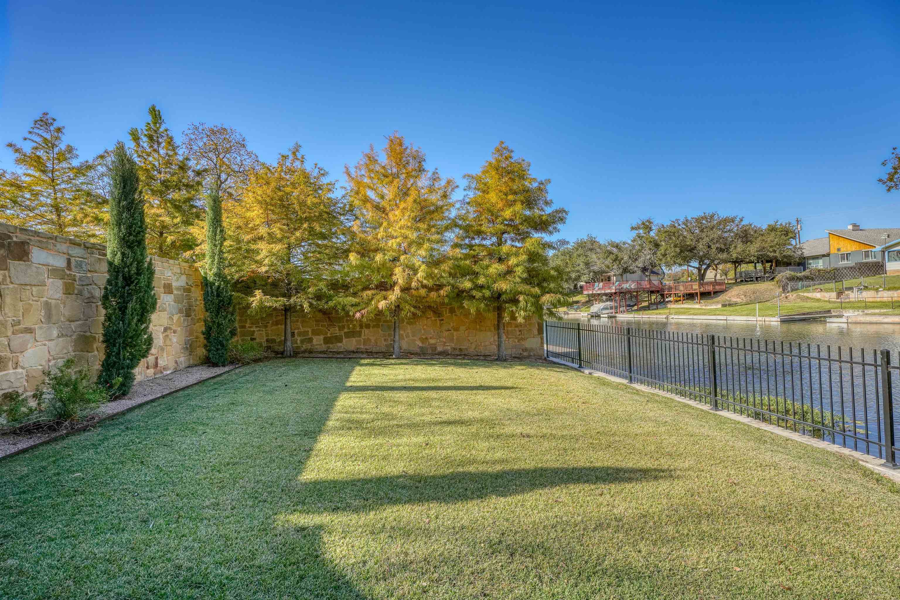 104 La Posada Loop Horseshoe Bay, TX 78657 - Photo 29 of 30