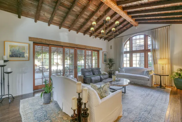 $8,500,000 | 104 La Posada Loop, Horseshoe Bay, TX 78657