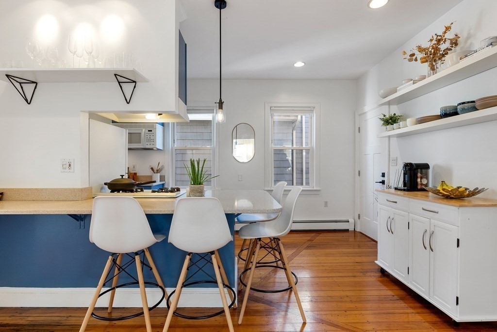 50 Line Street, Unit 2 Somerville, MA 02143 - Photo 4 of 27