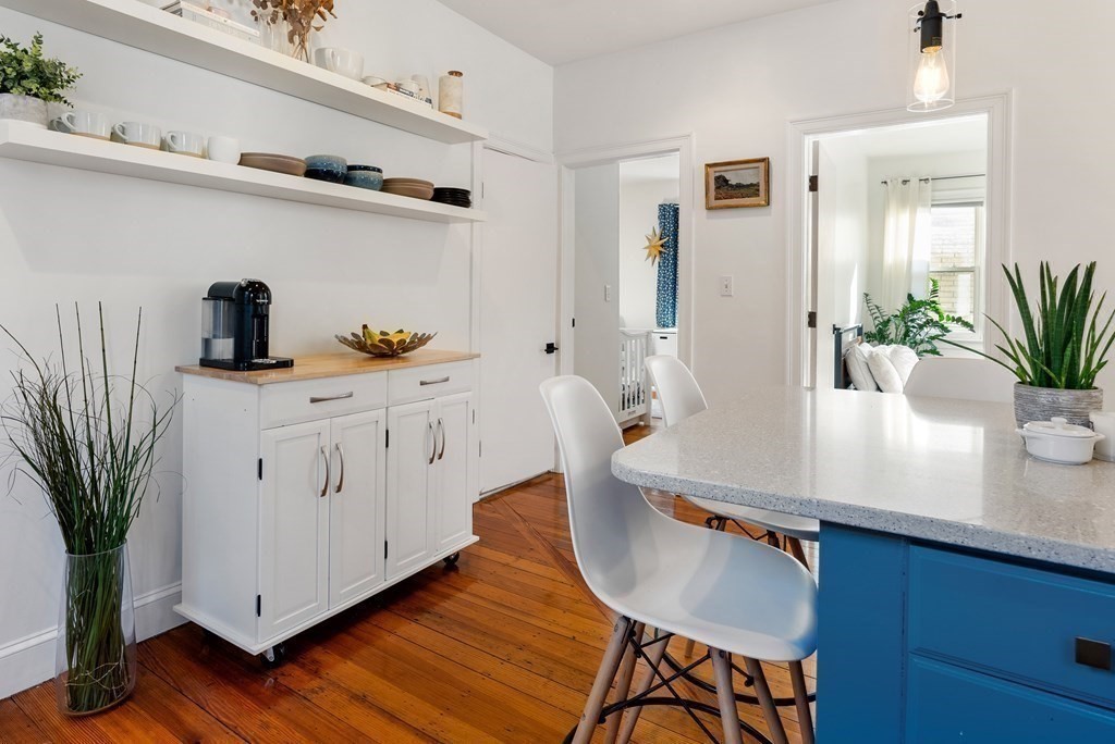 50 Line Street, Unit 2 Somerville, MA 02143 - Photo 5 of 27