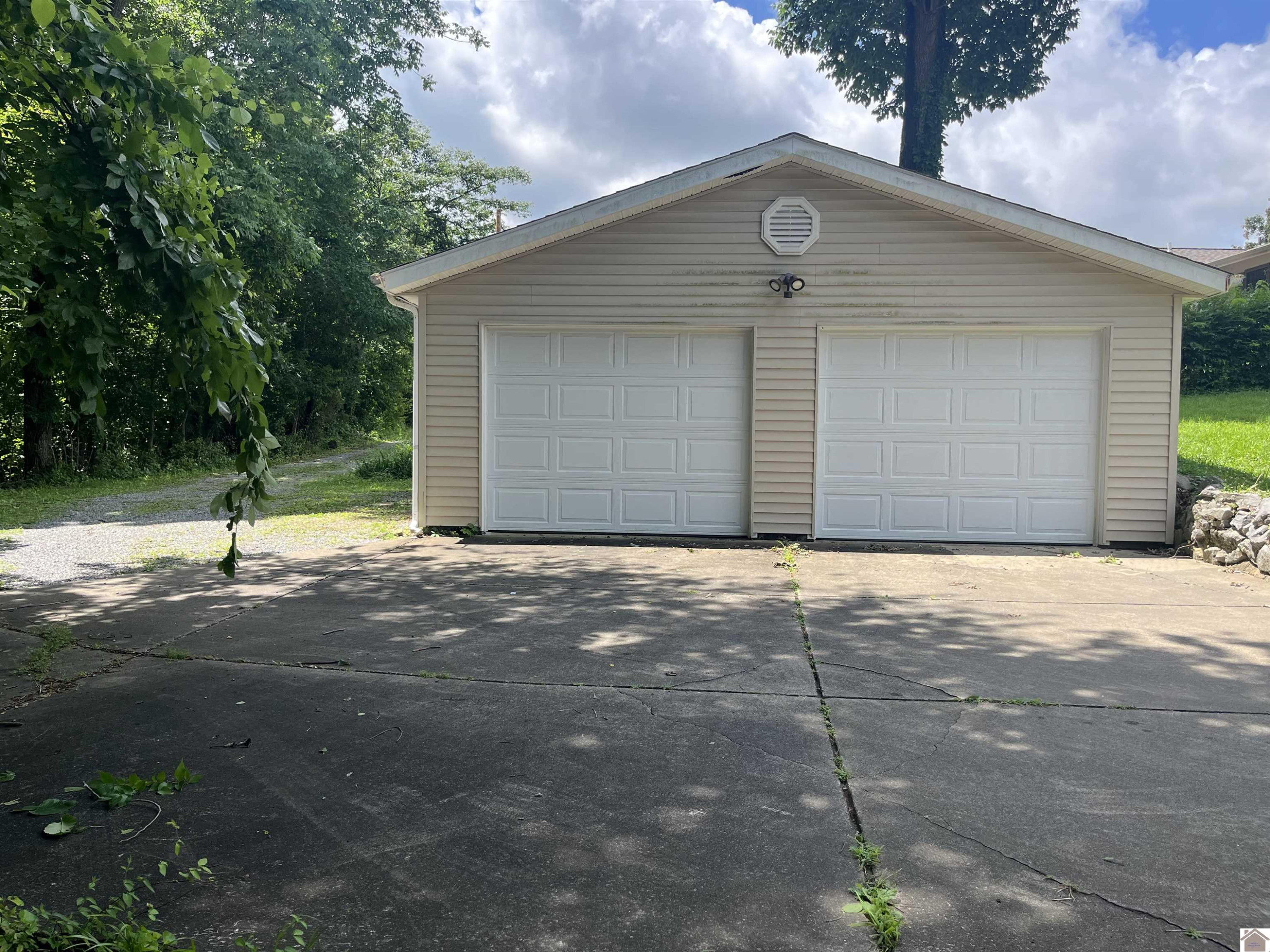 420 Highland Church Road Paducah, KY 42001 - Photo 12 of 49 Photo 12