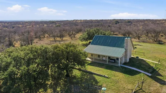 $950,000 | 5484 North Fm 880 Street North, Cisco, TX 76437