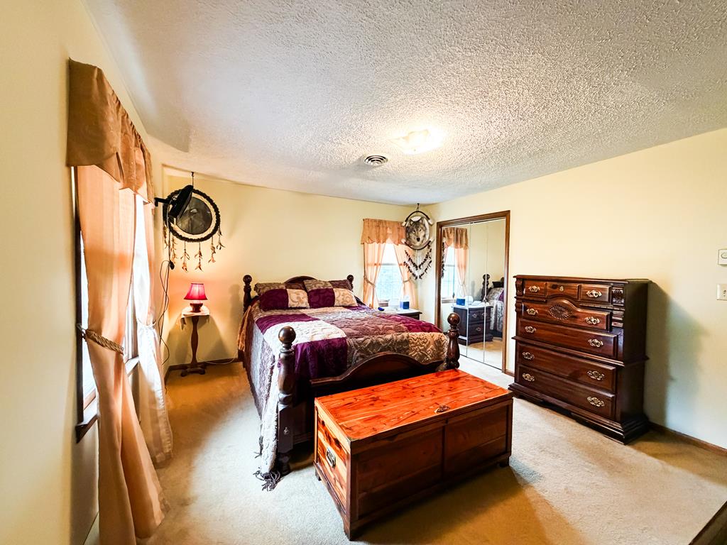 192 Whispering Pines Road Max Meadows, VA 24360 - Photo 11 of 31 Gallery Image 11