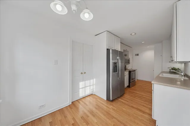 $720,000 | 100 Williamsburg Road, Evanston, IL 60203