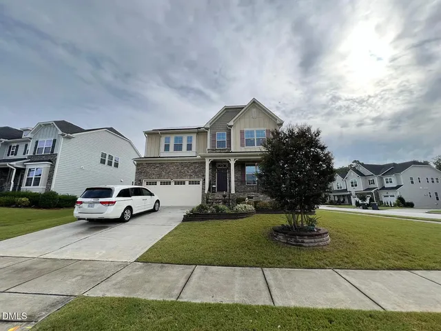 $3,200 | 267 Crestmont Ridge Drive, Apex, NC 27523