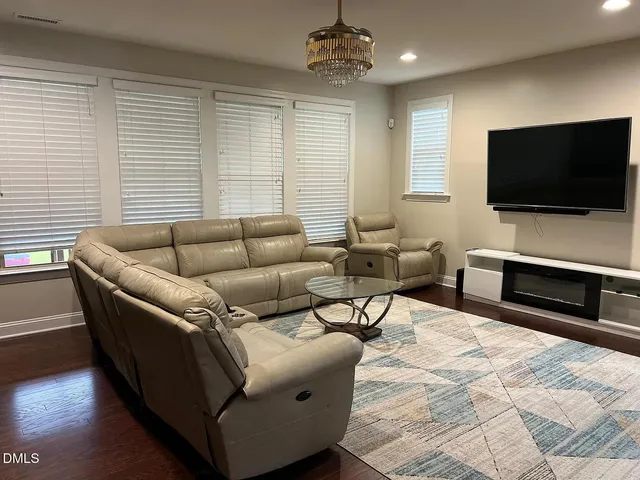 $3,200 | 267 Crestmont Ridge Drive, Apex, NC 27523