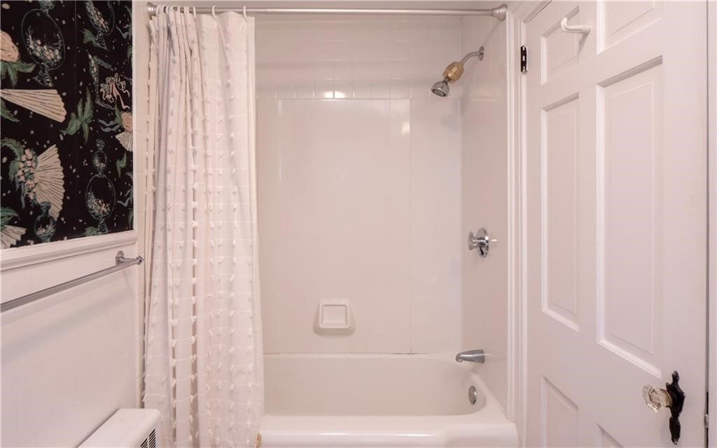 118 Ruggles Avenue, Unit 300 Newport, RI 02840 - Photo 19 of 28