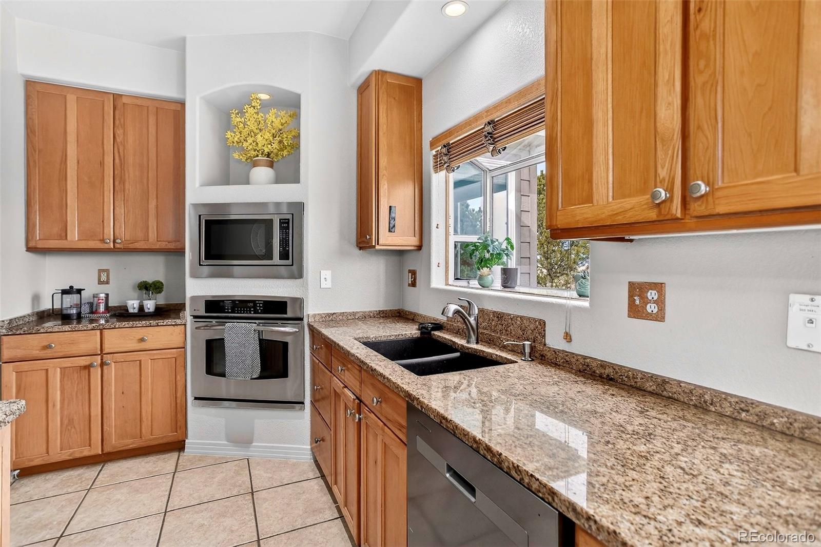 992 South County Road 129 Bennett, CO 80102 - Photo 6 of 50