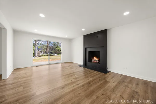 $1,600,000 | 8 Concord Drive, Oak Brook, IL 60523