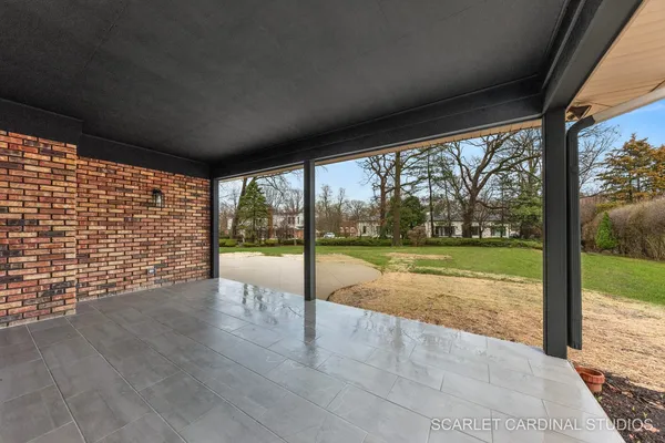 $1,600,000 | 8 Concord Drive, Oak Brook, IL 60523
