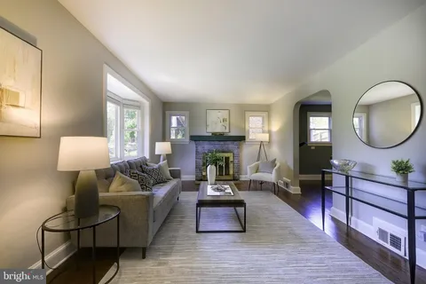 $539,000 | 1822 41st Place Southeast, Washington, DC 20020