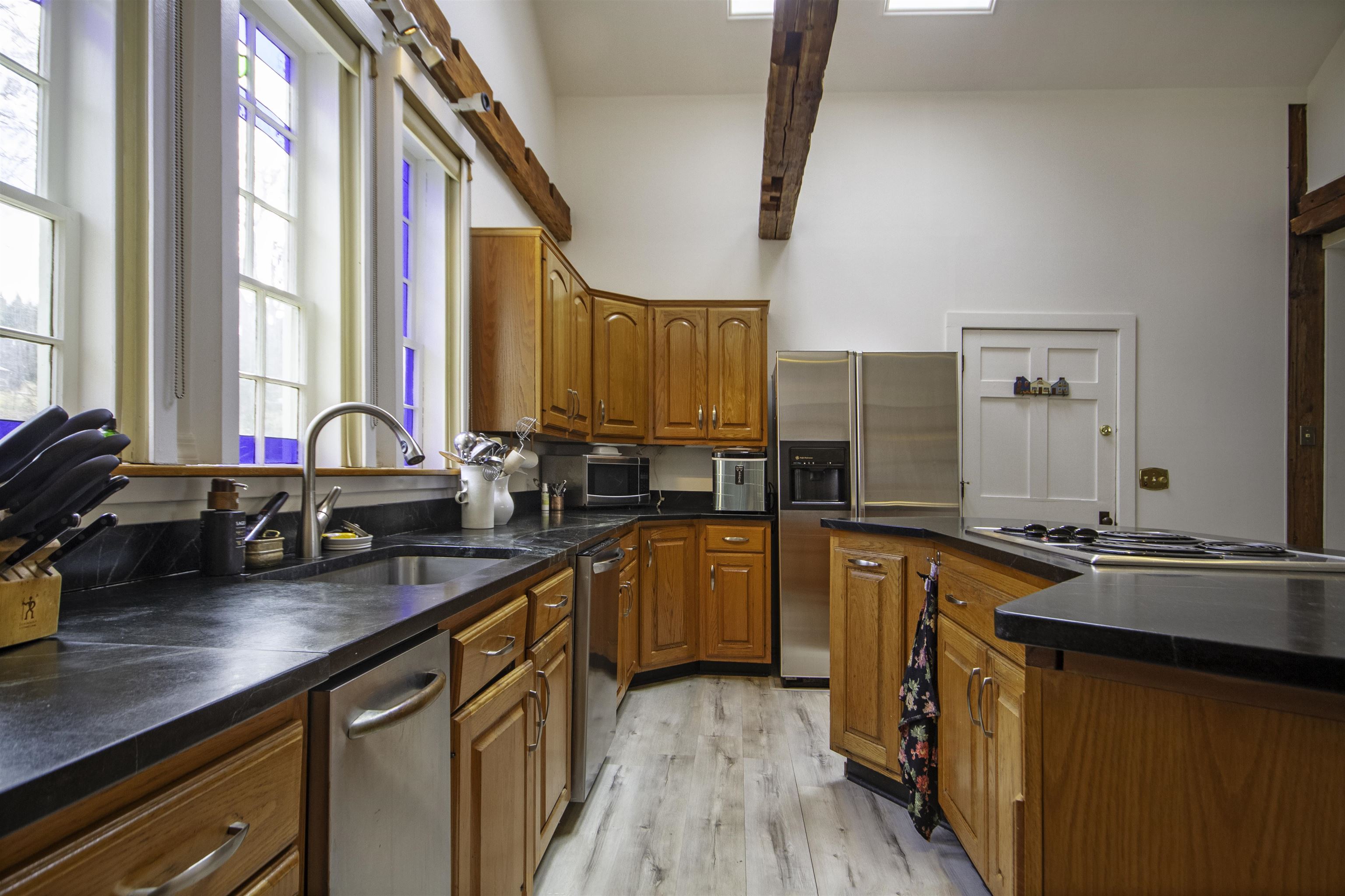 2442 Maple Street Waltham, VT 05491 - Photo 10 of 48