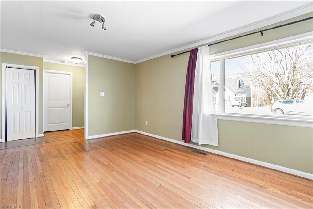 526 Polo Road Winston-Salem, NC 27106 - Photo 6 of 26 Gallery Image 6