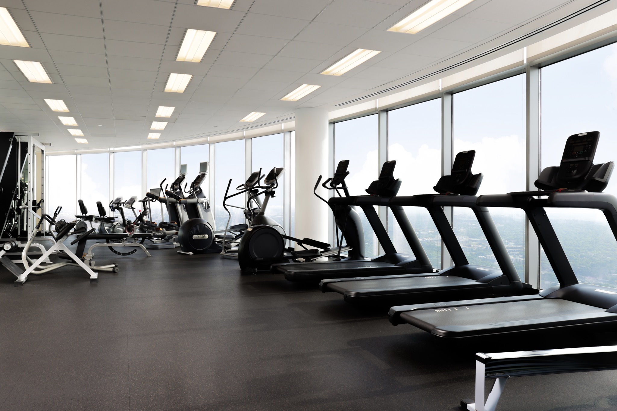 200 Congress Avenue, Unit 24E Austin, TX 78701 - Photo 39 of 40 a view of a room with gym equipment
