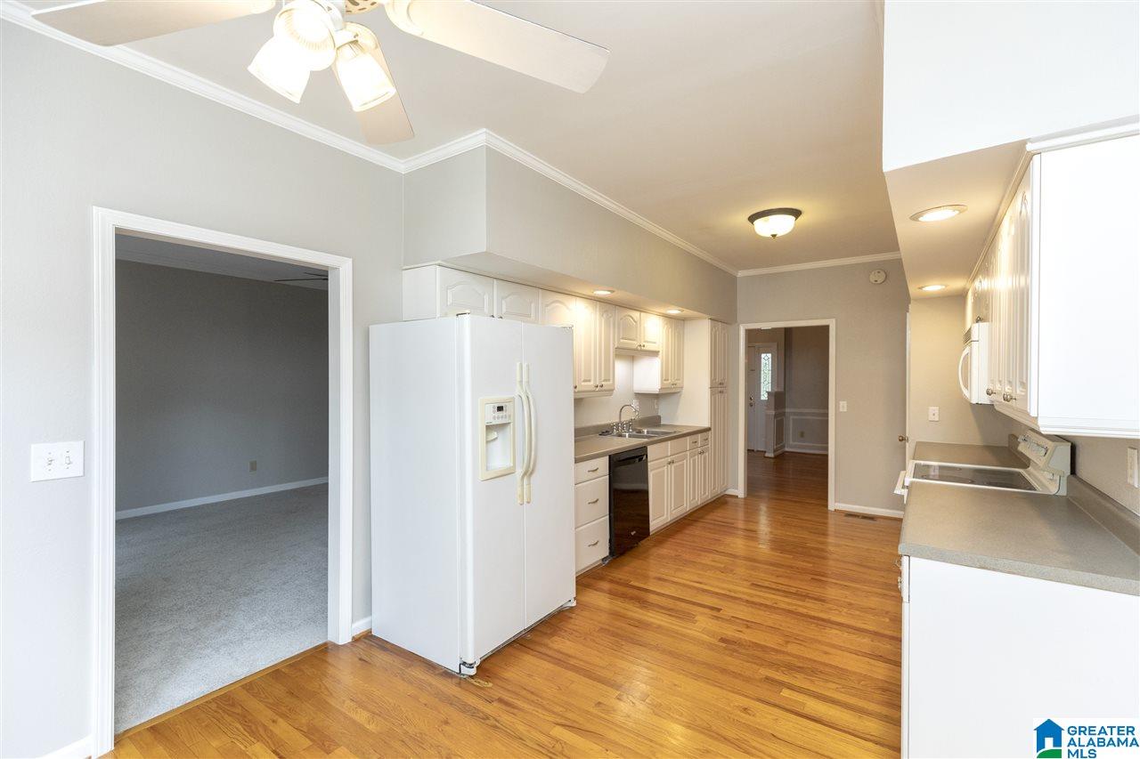 2032 Richelieu Court Birmingham, AL 35216 - Photo 14 of 34